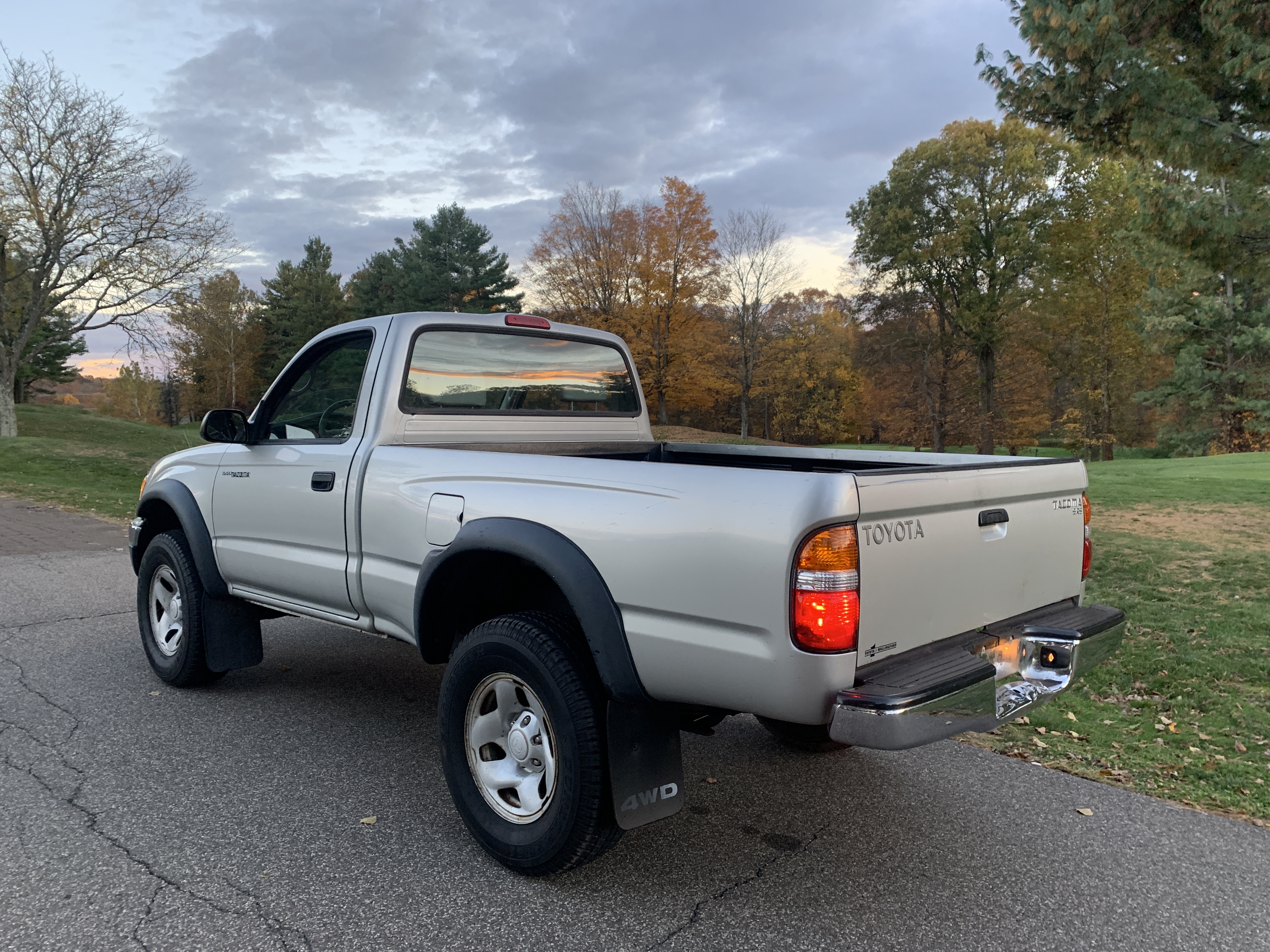 2004 Toyota Tacoma SR5 4x4 Pickup — photo 123